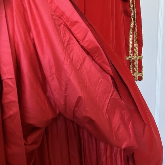 Vintage Handmade Medieval Tudor Ren Faire Red Velvet Dress Cosplay Costume - Picture 6 of 11